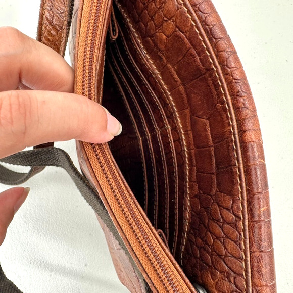 Jack Georges Hornback Croco Buffalo Leather Crossbody Purse Brown Snap Card Slot - Picture 7 of 11